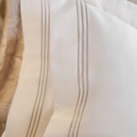 Lenjerie de pat matrimonială High Class Embroidery Sira Ebruli Cream - Imagine 3