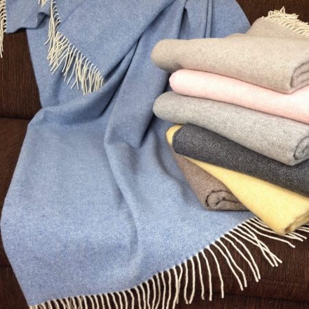 Pătură 90% lână merino și 10% cașmir - Faro Lux Light Blue - Imagine 2