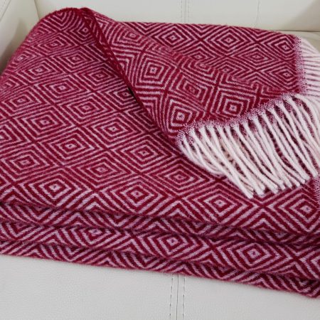 Pătură lână VIRGINĂ - Tirol Dark Red - Imagine 3